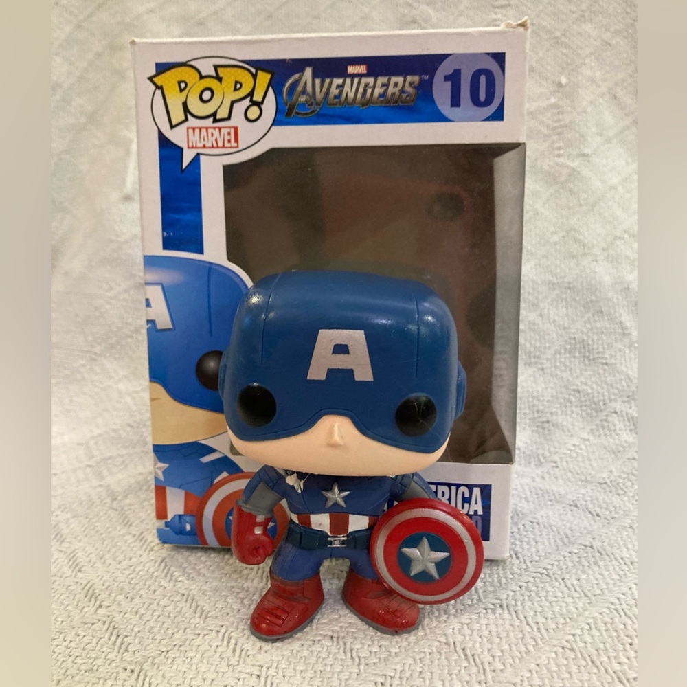 Funko pop Bobblehead Captain America from The Avengers